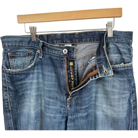 Lucky Brand Men's 181 Relaxed Fit Straight in Ol Chevy Nova Wash Size 34 - Picture 5 of 12